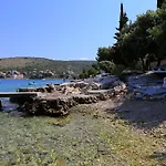 Apartman Family Friendly Seaside Razanj, - 10373 Rogoznica (Sibenik-Knin)