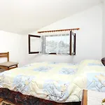 Family Friendly Seaside Razanj, - 10373 아파트