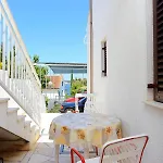 아파트 Family Friendly Seaside Razanj, - 10373