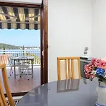 Family Friendly Seaside Razanj, - 10373 아파트 로고즈니차