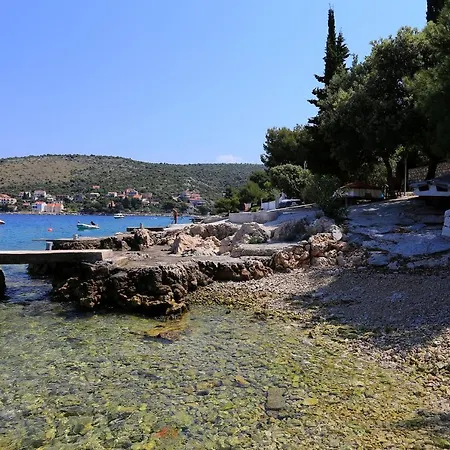 דירה Family Friendly Seaside Razanj, - 10373 רוגוזניצה