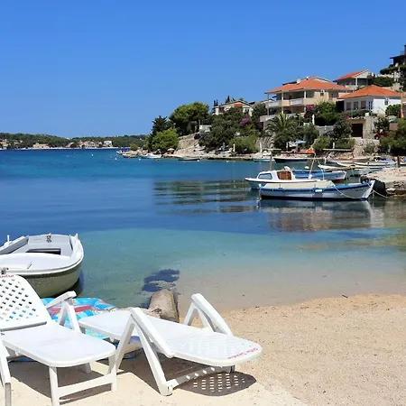 דירה Family Friendly Seaside Razanj, - 10373 *