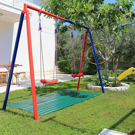 Family Friendly Seaside Razanj, Rogoznica - 10373 *