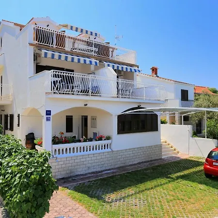 Apartment Family Friendly Seaside Razanj, Rogoznica - 10373