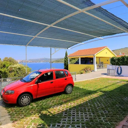 Family Friendly Seaside Razanj, Rogoznica - 10373