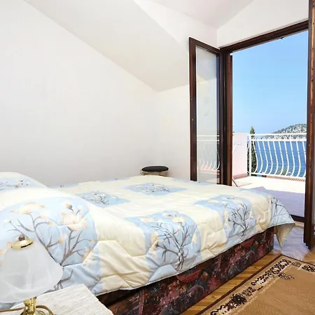 דירה Family Friendly Seaside Razanj, - 10373 *