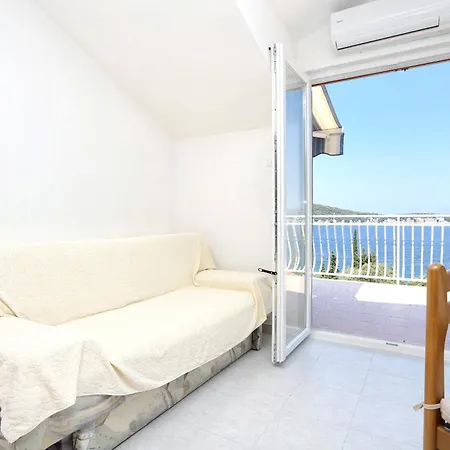 Family Friendly Seaside Razanj, - 10373 Daire