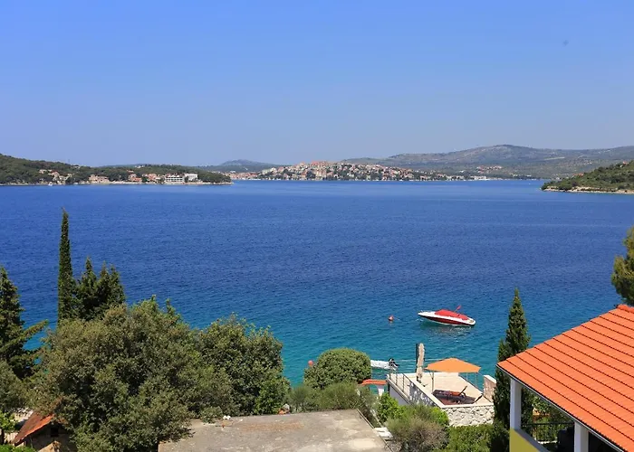 Family Friendly Seaside Razanj, - 10373 로고즈니차