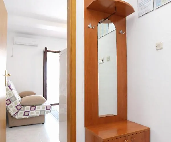 Family Friendly Seaside Razanj, - 10373 * Rogoznica (Sibenik-Knin)