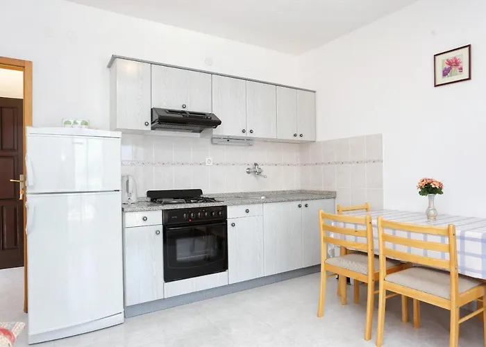 Appartement Family Friendly Seaside Razanj, - 10373 *