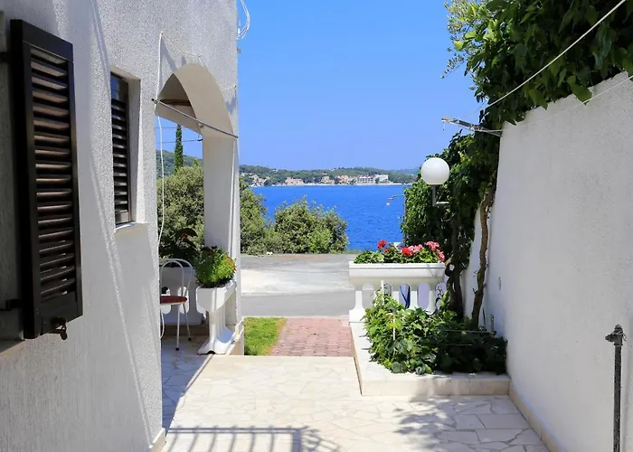 Family Friendly Seaside Razanj, - 10373 * 로고즈니차