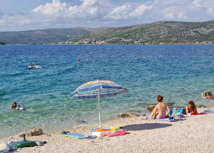Family Friendly Seaside Razanj, - 10373 * Rogoznica (Sibenik-Knin)